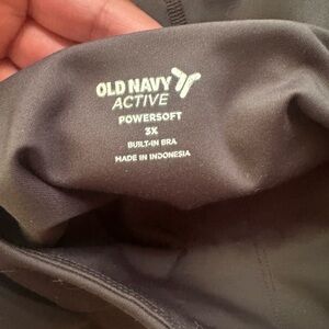 Old Navy Active Powersoft Bra in Black